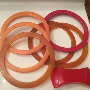 Bakelite Bangles Set and Red pin Vintage 1930s